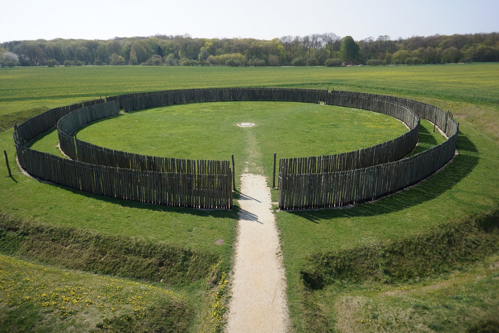 The reconstructed circular ditched enclosure at Goseck with external earthen bank. © LDA, photo: J. Lipták.