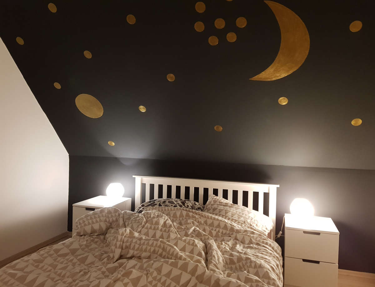 The Sky Disc motif as wall decoration.